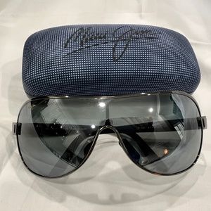 MAUI JIM MJ-513-02 Sunglasses Gunmetal Black Polarized UNISEX